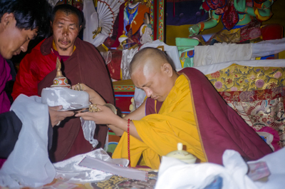 Rinpoche making Mandala offering, 1990