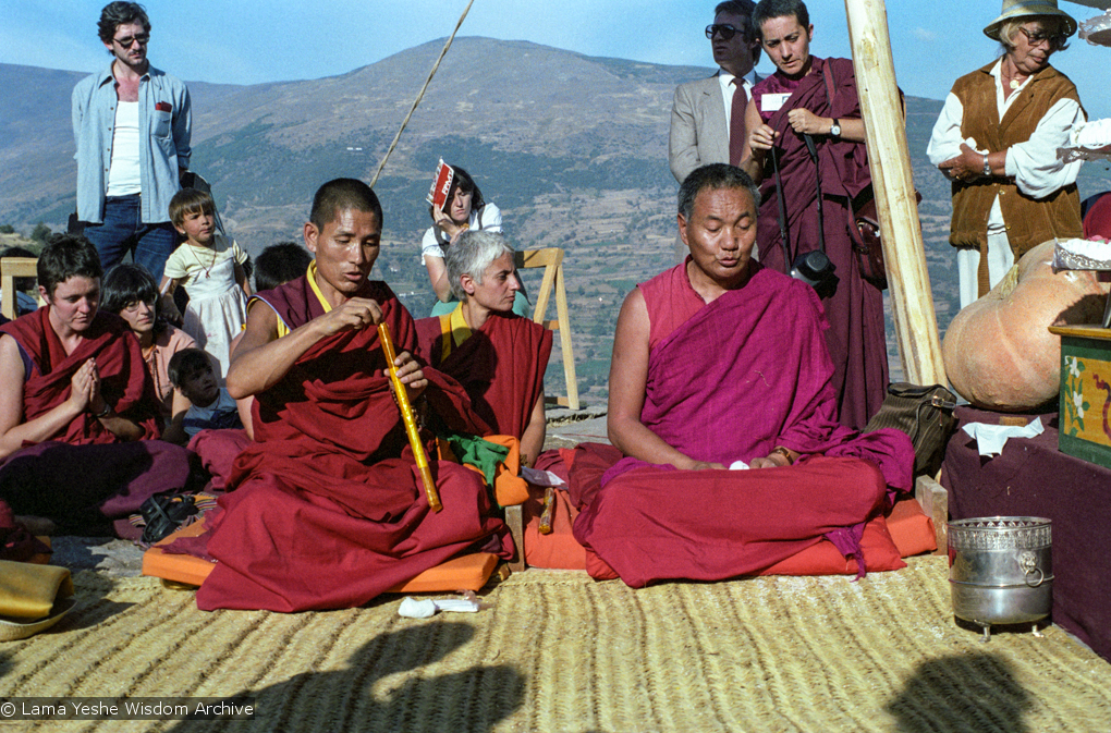 Lama Yeshe and Geshe Losang Tsultrim, 1982