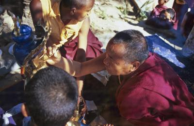 Lama painting Tara, 1976