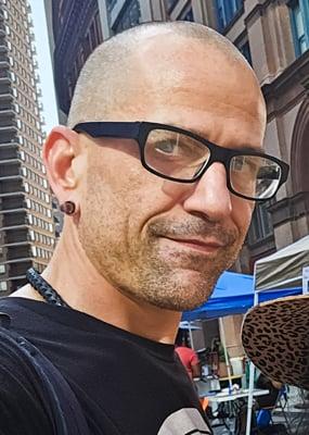 Portrait of Tom Truty, Web Editor at LYWA